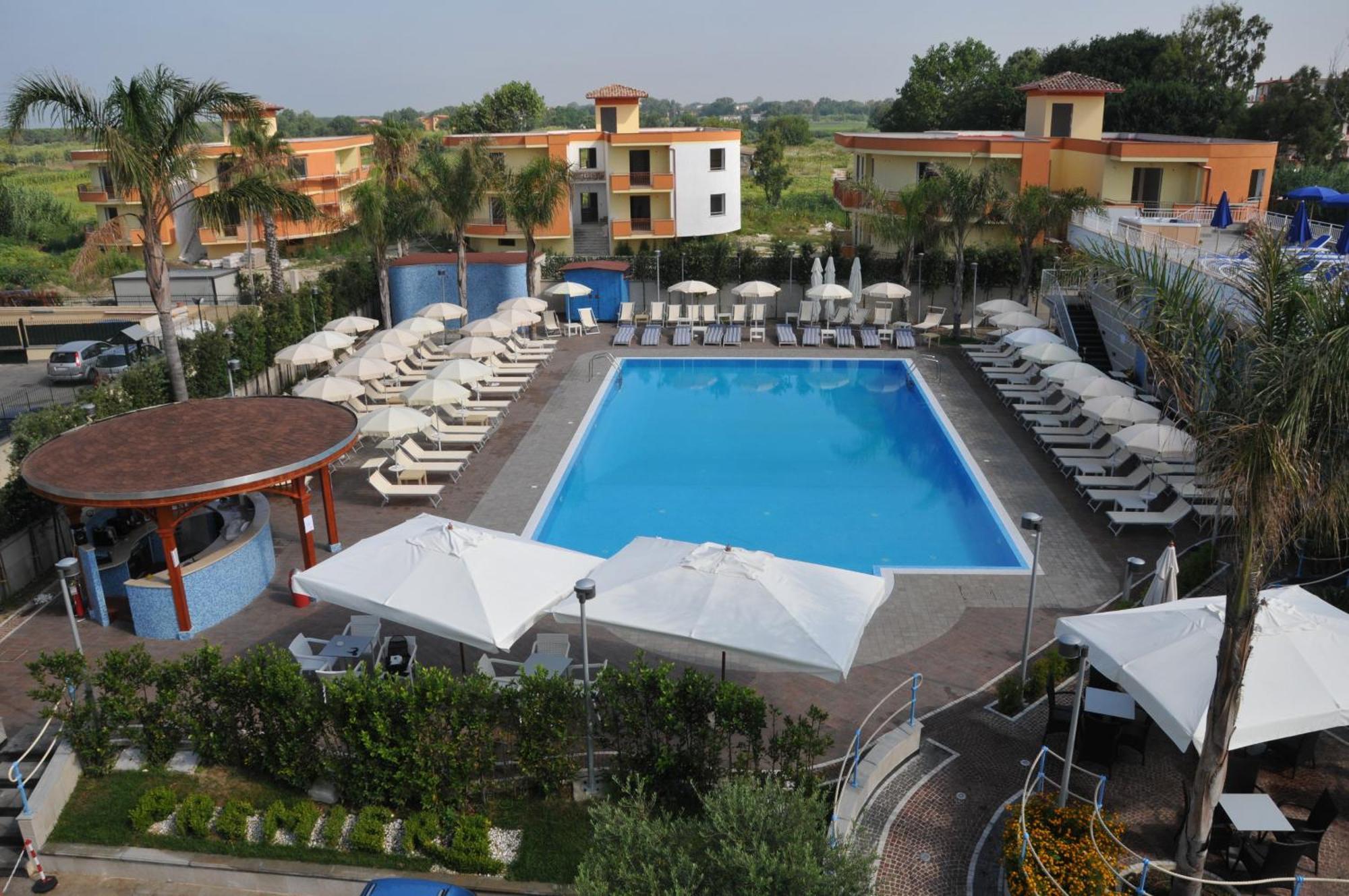 Hotel Premiere Varcaturo Exterior foto