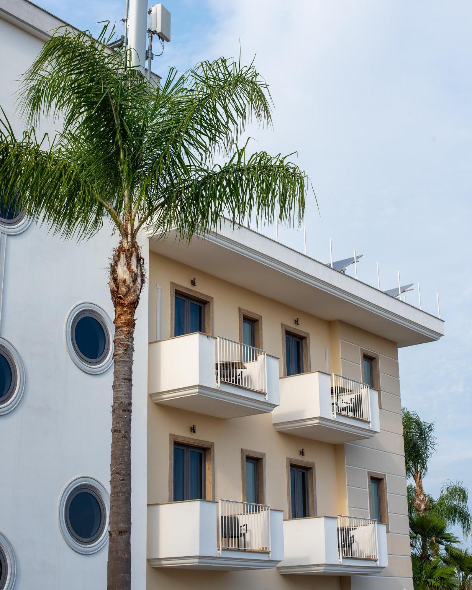 Hotel Premiere Varcaturo Exterior foto